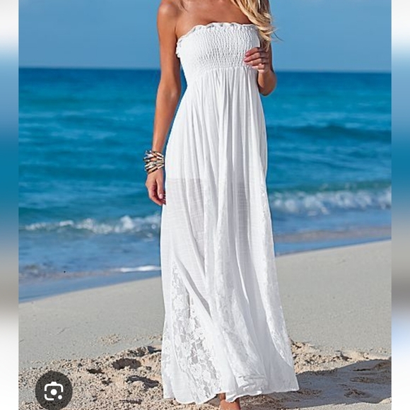 Venus 2x Lace Strapless Maxi dress - Picture 1 of 3